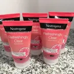 Neutrogena Refreshingly Clear - daily Exoliator